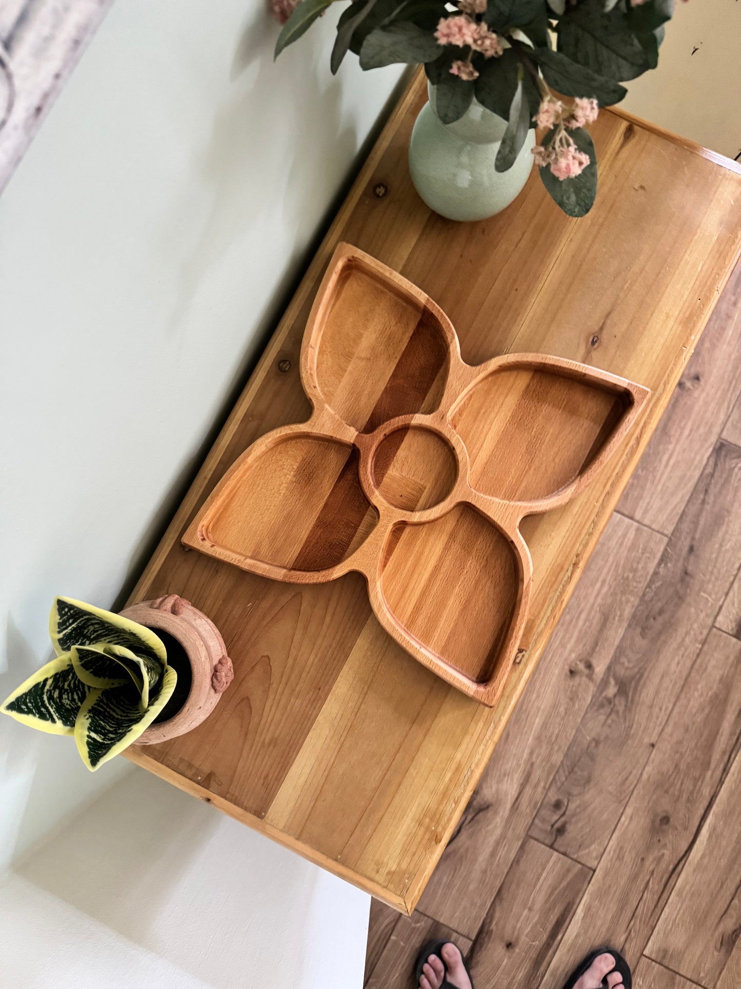 Vassoio da Portata Fiore in Legno di Faggio | Flower Shaped Beech Wood Serving Tray
