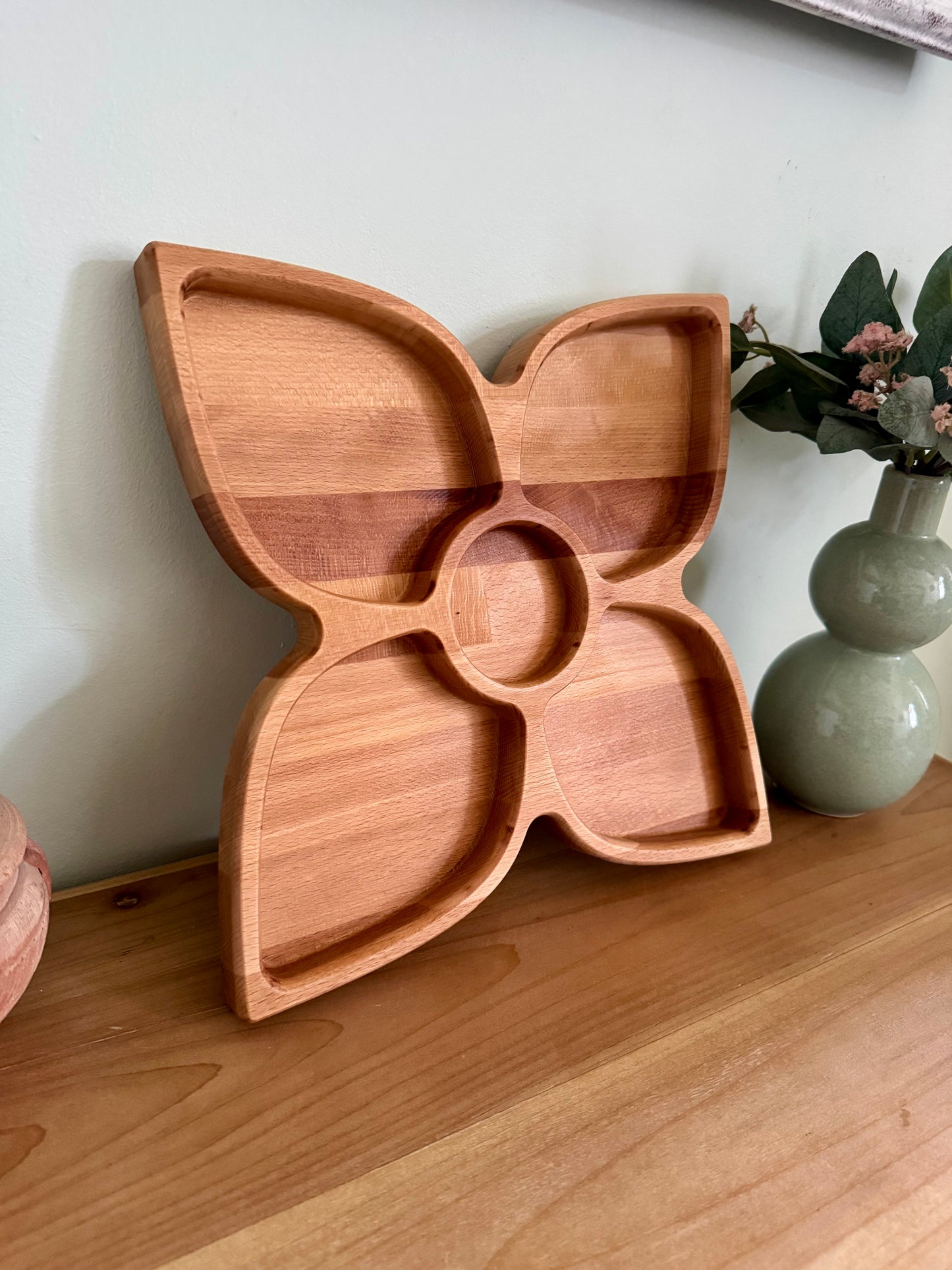 Vassoio da Portata Fiore in Legno di Faggio | Flower Shaped Beech Wood Serving Tray