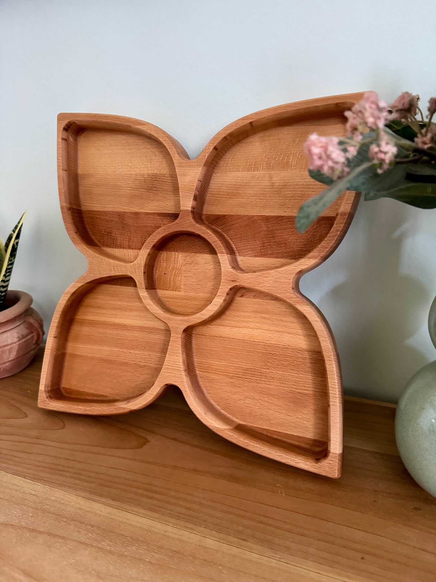 Vassoio da Portata Fiore in Legno di Faggio | Flower Shaped Beech Wood Serving Tray