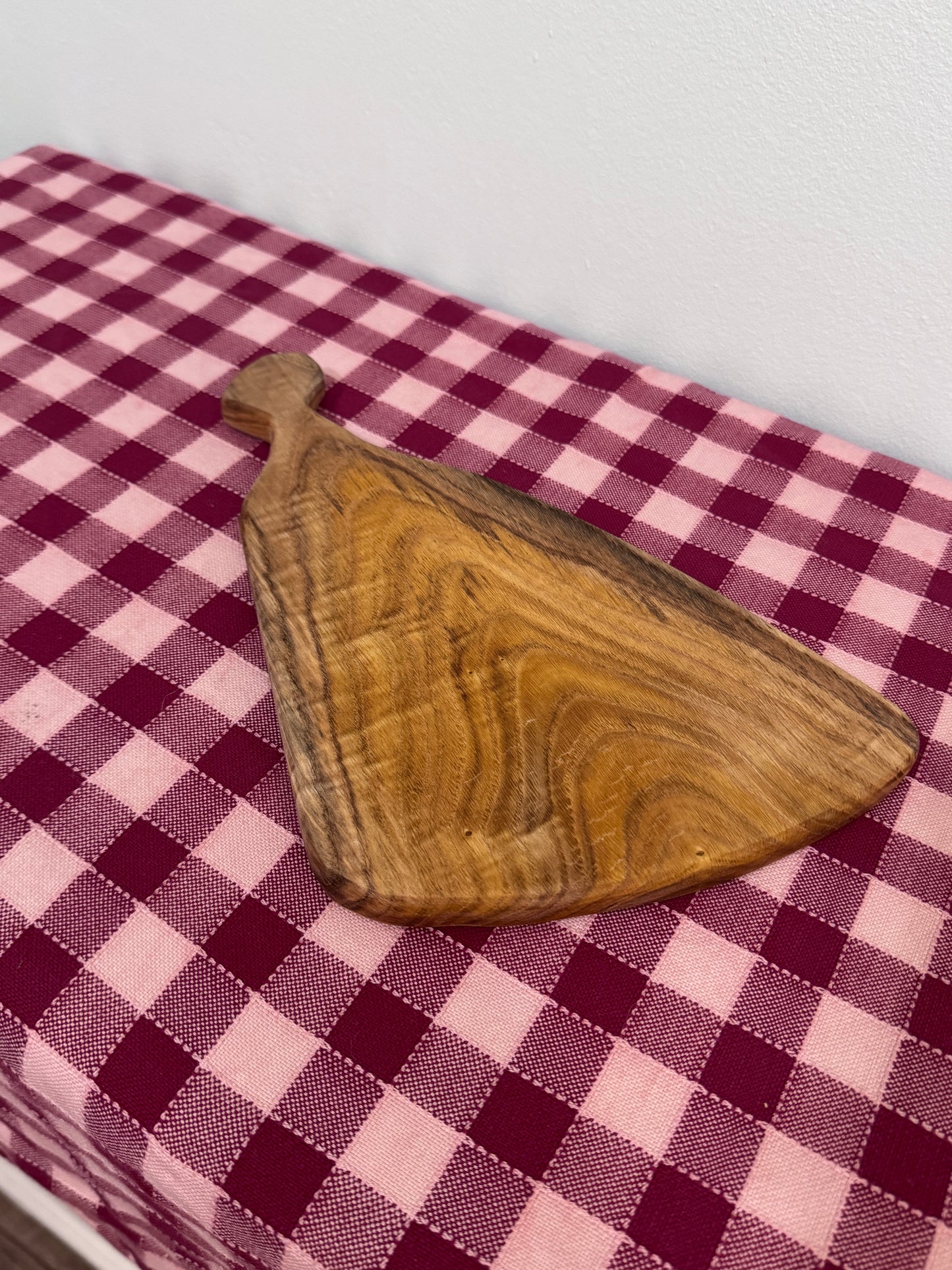 TAGLIERE IN CASTAGNO #001