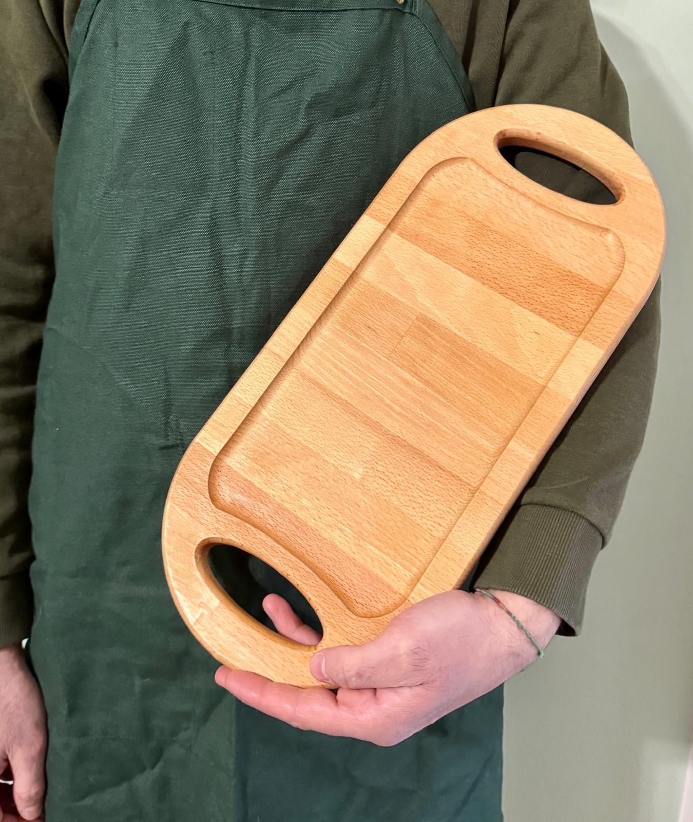 TAGLIERE IN FAGGIO CON MANICI