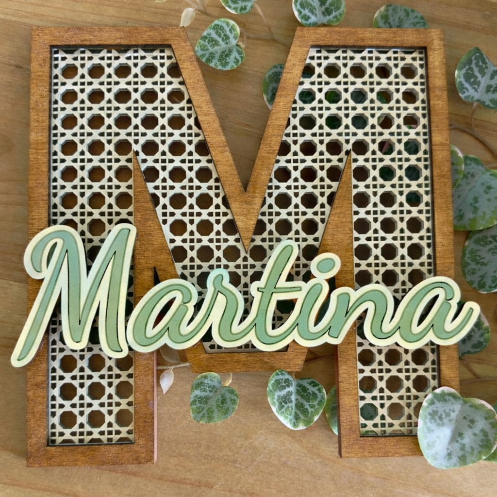 INIZIALE IN LEGNO RATTAN CON NOME PERSONALIZZATO