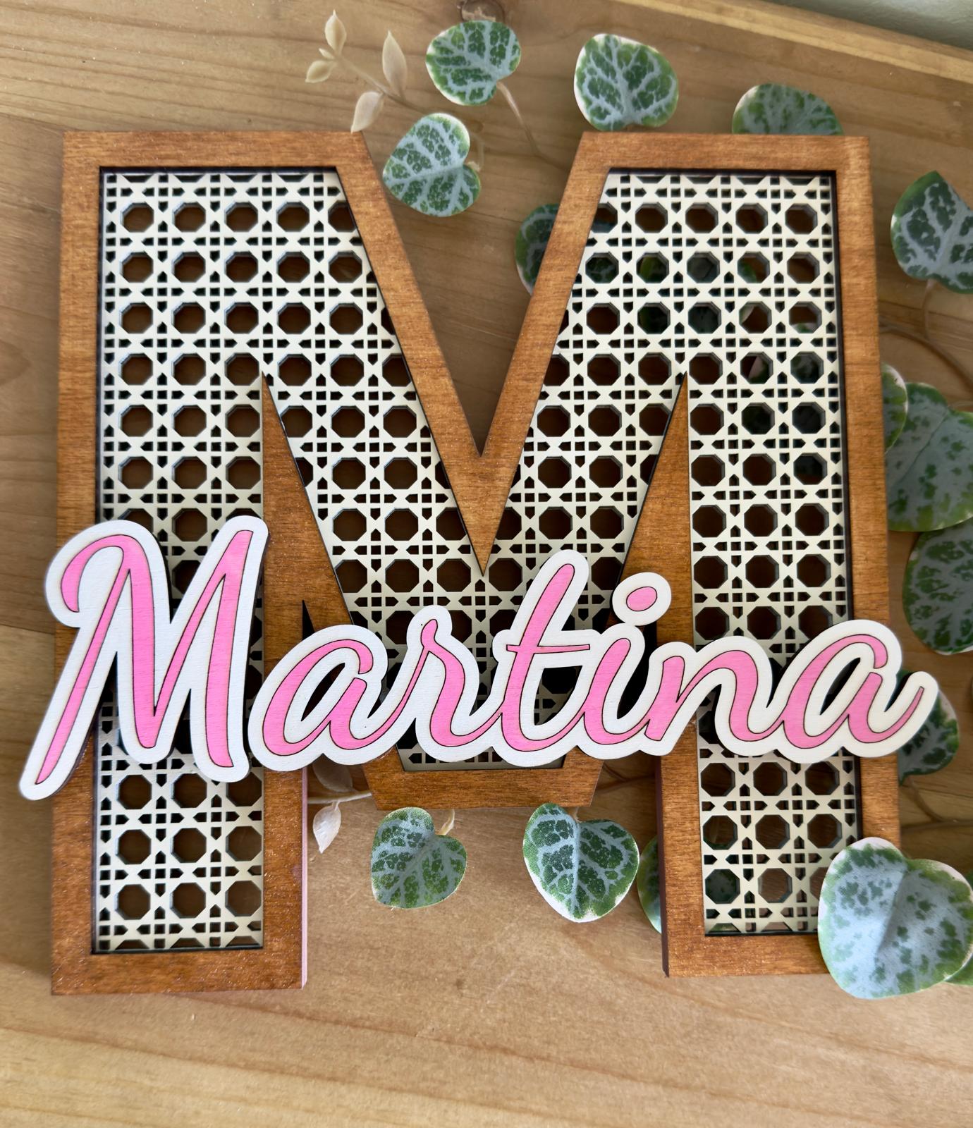 INIZIALE IN LEGNO RATTAN CON NOME PERSONALIZZATO
